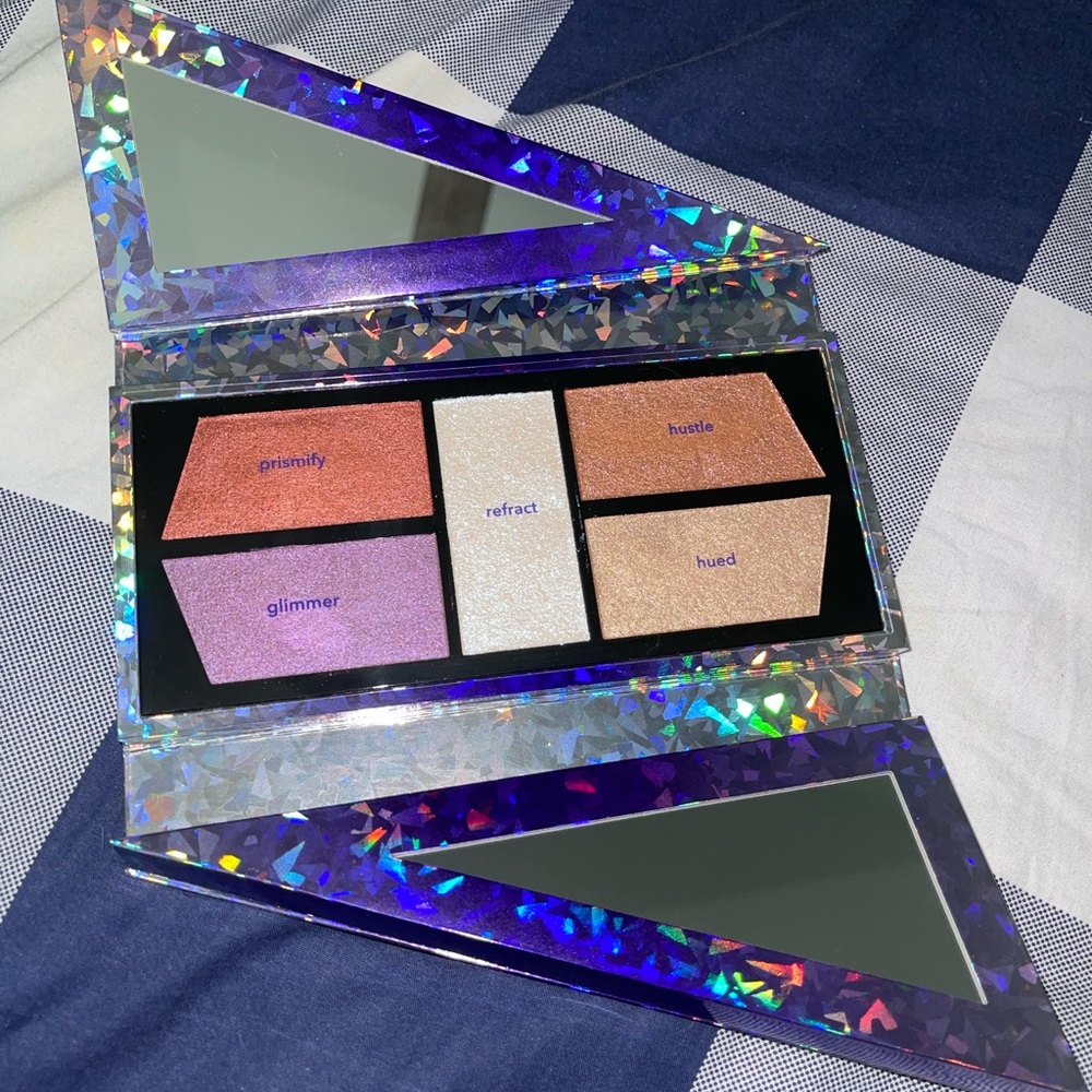Becca limited edition eyeshadow palette